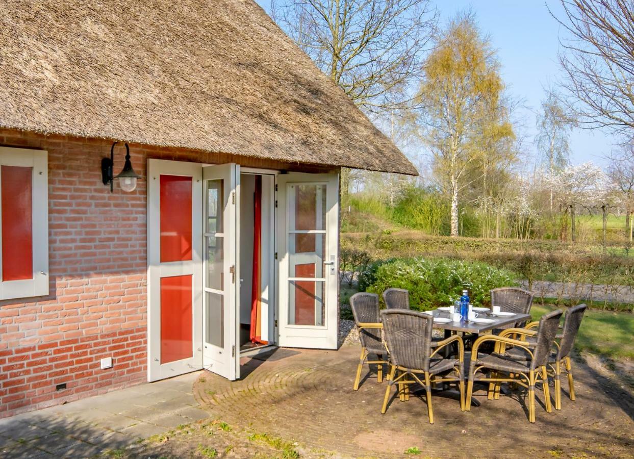 Roompot Buitenplaats De Hildenberg Appelscha Rum bild